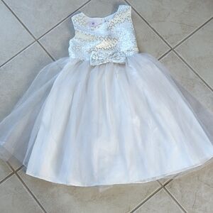 Marmellata Silver Sequin Kids  Tulle Dress, Girls Size 8, Holiday Dress
